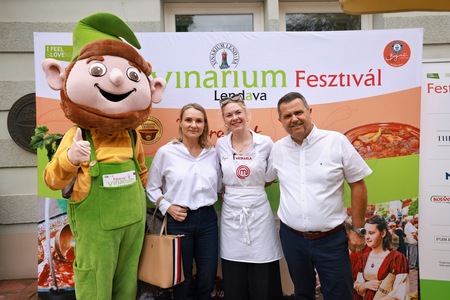 Vinarko_Polona Rifelj_Miša Koplova_Janez Magyar